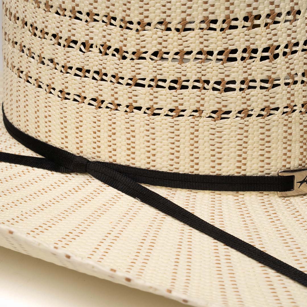 Sombrero Bangora Ivory Minnick – detalle de la toquilla